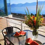 דירה Loggos View
