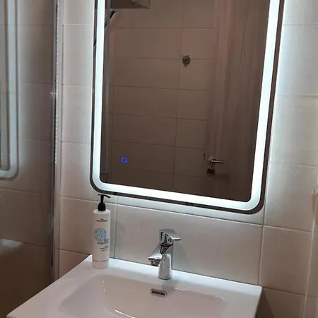 Loggos View ليكسوري