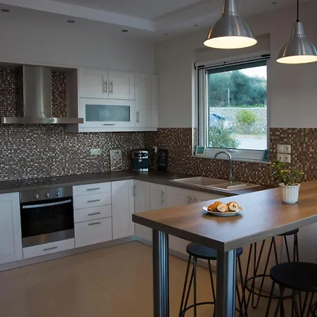 Loggos View * Lixouri