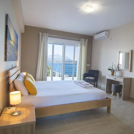 Loggos View * Lixouri